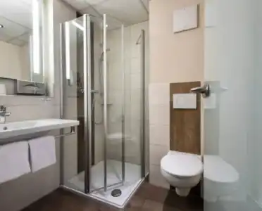 Best Western Plus - 50