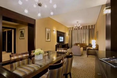 TIME Oak & Suites - 18