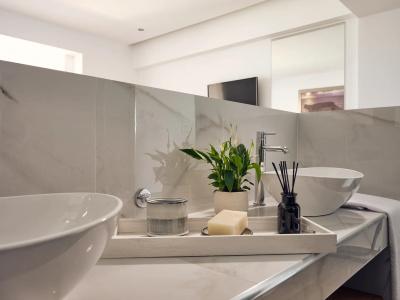 Cavo Orient Beach & Suites - 59