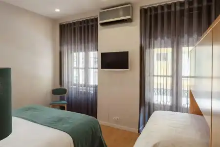 Boavista Guest House - 9