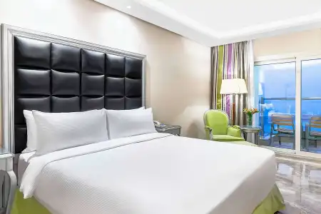 Hilton Alexandria Corniche - 50