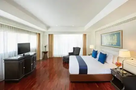 Centre Point Plus Silom - 53