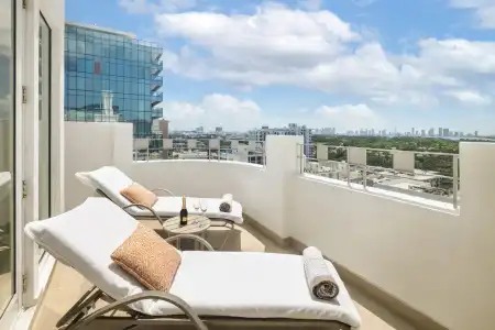 The Palms & Spa - 35