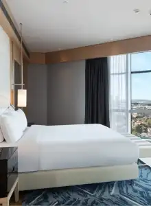 Wyndham Grand Levent - 62