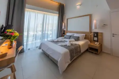 Kiani Beach Resort Family - 73