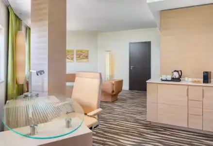 Hilton Frankfurt Airport - 77