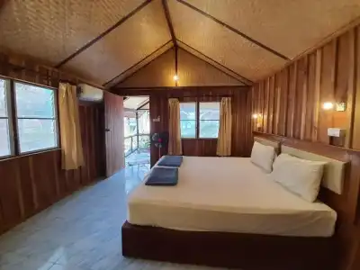 Kradan Beach Resort - 33