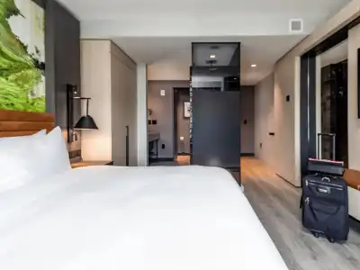 Hyatt Centric Charlotte/Southpark - 44