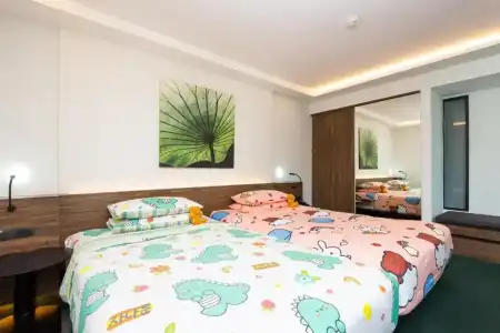 RakYim Siam Sukhumvit 15 - 82