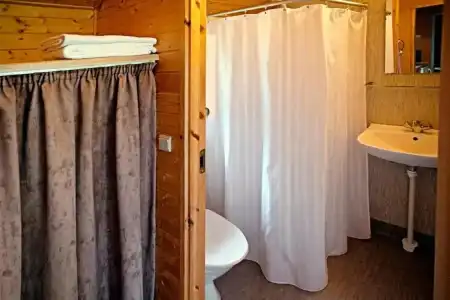 LEGOLAND Wilderness Barrels & Cabins - 12