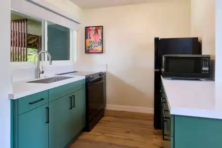 Royal Lahaina Resort & Bungalows - 76