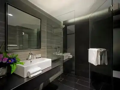 Venue - The Lily - 25