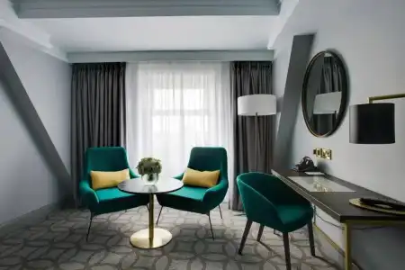 The Davenport - 10