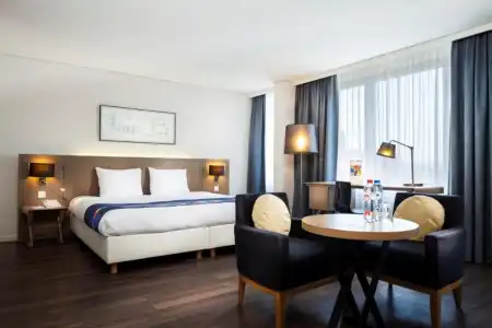 Park Inn by Radisson Antwerp City Centre - 38