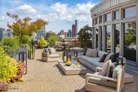 Soho Grand - 74