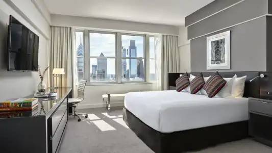Loews Philadelphia - 87