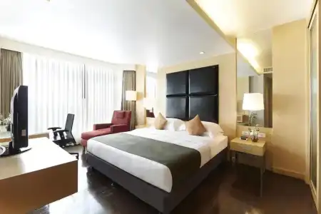 Sora Resort & Suites Sukhumvit - 39