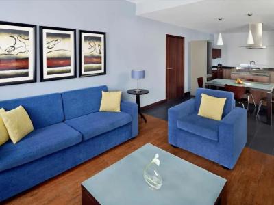 Movenpick Apartments Al Mamzar Dubai - 11