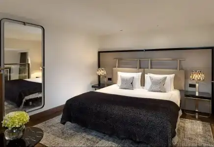 Holmes London - 53