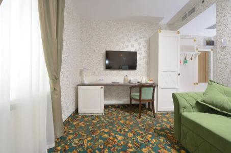 Cronwell Inn Stremyannaya - 90