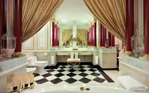 The Towers at Lotte New York Palace - 174