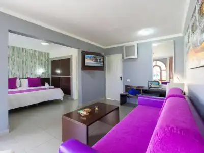 Eó Suite Jardin Dorado - 35