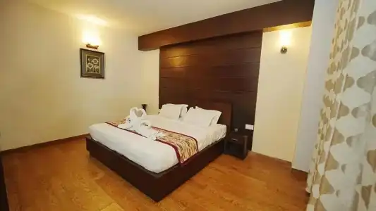 Atulyaa Taj - 11