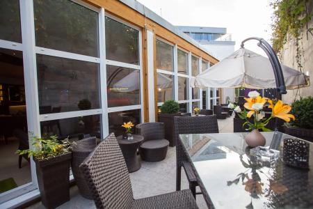 Ayun by Centro Comfort - 17