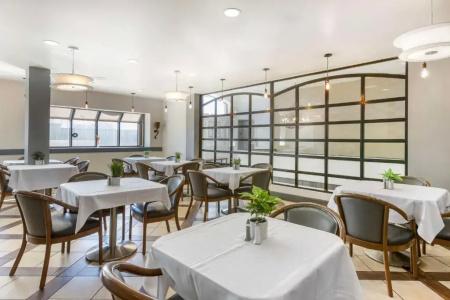 Best Western Plus El Paso Airport & Conference Center - 25
