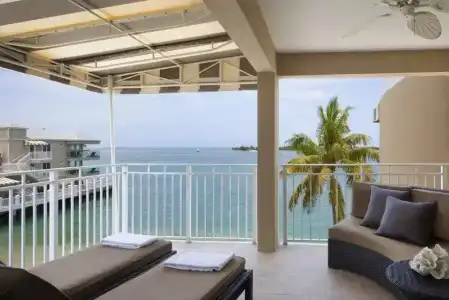 Pier House Resort & Spa - 104