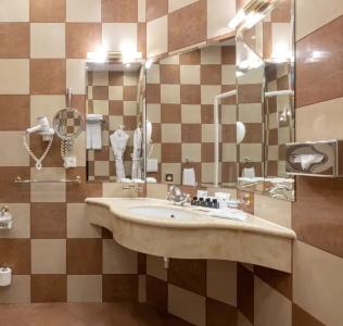 National, a Luxury Collection, - 67