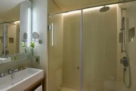 voco DOHA WEST BAY SUITES by IHG - 92