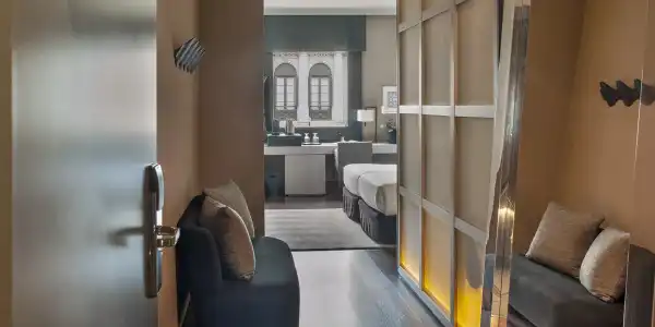 Grand Central, Small Luxurys - 35