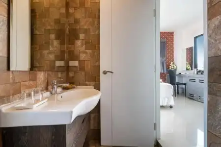 The Thames Pool Access Resort SHA+ - 103