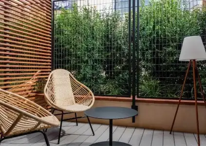 Raval House - 47