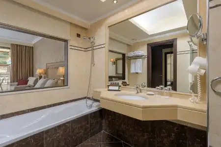 La Marquise Luxury Resort Complex - 55