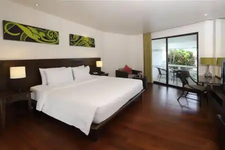 Le Méridien Phuket Beach Resort - 3