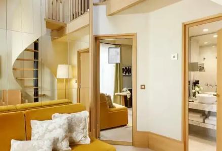 Le Belgrand Paris Champs Elysees, Tapestry by Hilton - 66