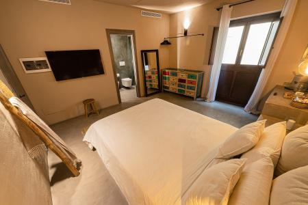 Casa Nostra Luxury Suites - 38