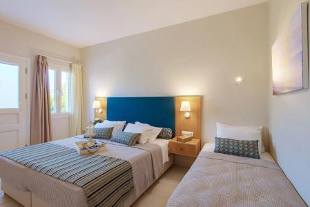 Dolphin Bay Seaside Resort & Suites - 28