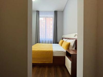 Demokrat na 9-oy Sovetskoy 5A - 119