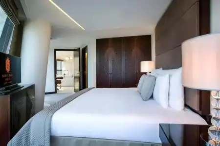 Bab Al Qasr - 5