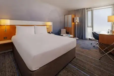 DoubleTree by Hilton London -Tower of London - 44