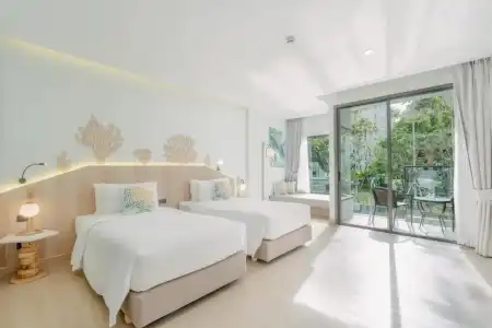 Phuket Emerald Beach Resort - 7
