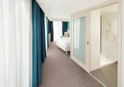 Hampton by Hilton London Excel - 26