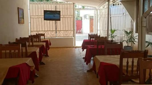 Chukwani Executive Inn - 10