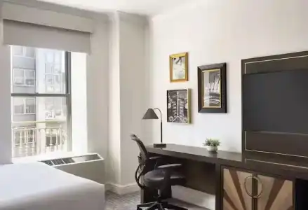 Martinique New York on Broadway, Curio Collection by Hilton - 33