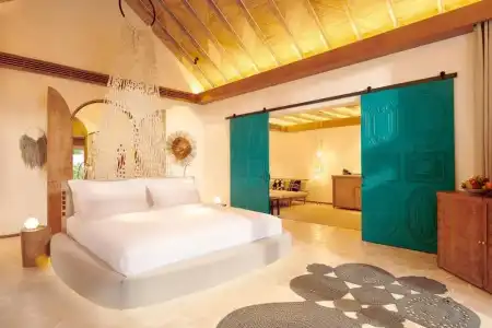 Sirru Fen Fushi Private Lagoon Resort - 1