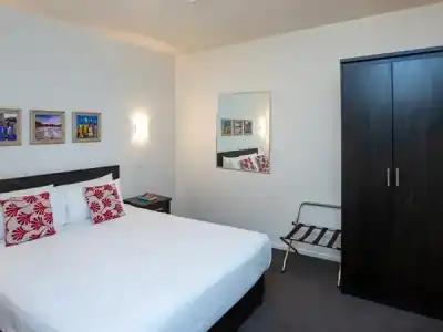 Distinction New Plymouth - 58