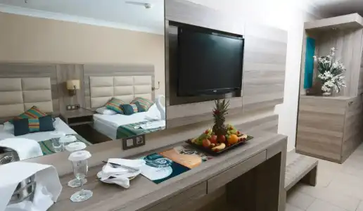 Insula Resort & Spa - 28